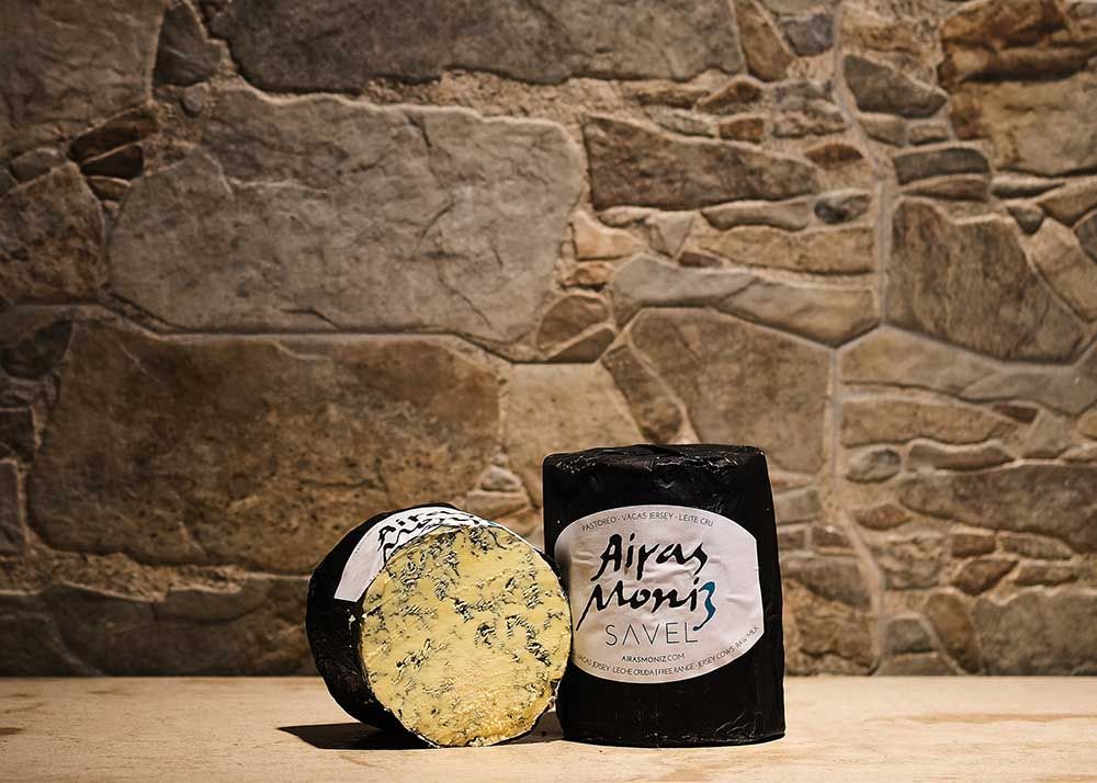 Queso Savel Airas Moniz